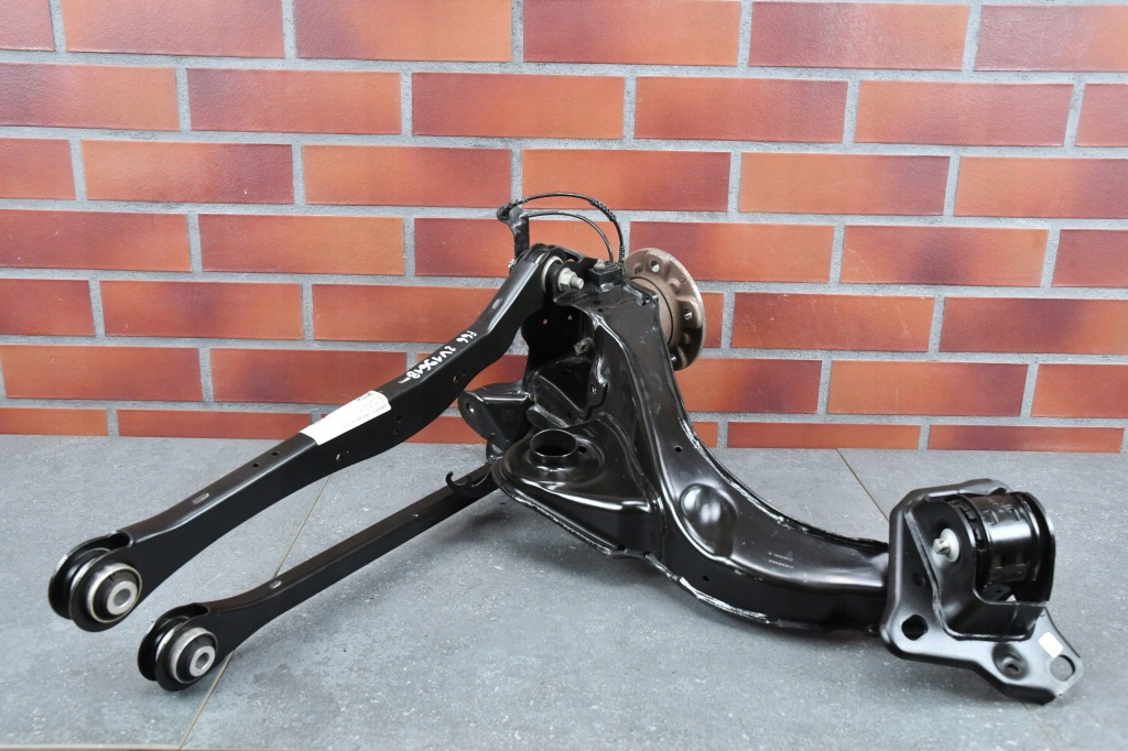 фото №1, Поворотний кулак ліва задня задня важіль задня mini cooper f66 f67 10055km