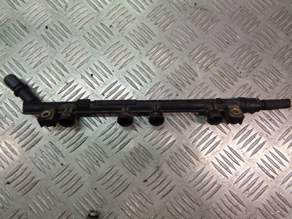 фото №1, Молдинг впрыскная fiat albea 1.4 cb261