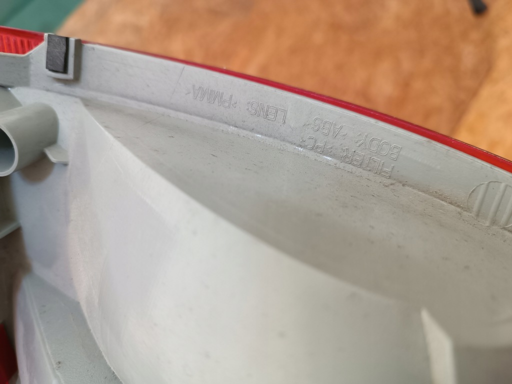 фото №16, 5j6945096 лампа правий задня w крила skoda fabia ii lift hb