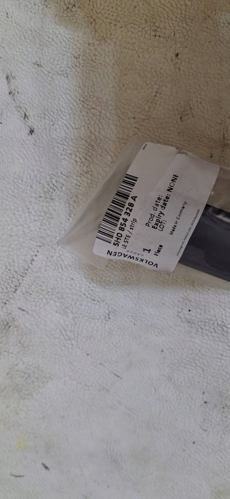 фото №6, Молдинг стекло лобовое перед vw volkswagen golf viii 8 5h0854328a nowa