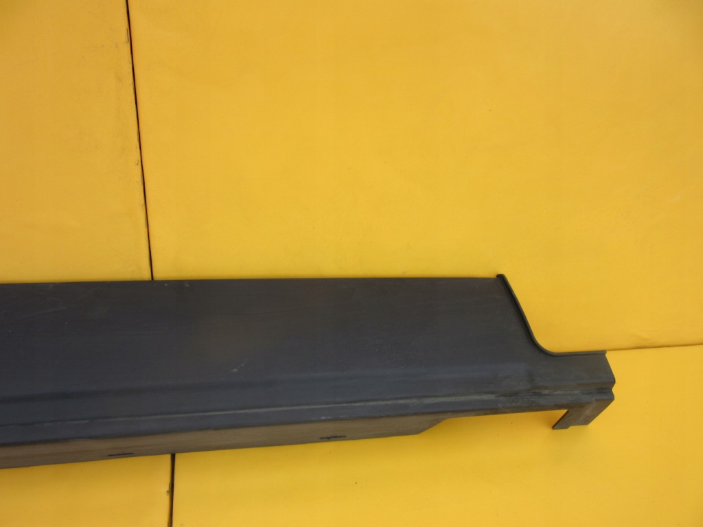 Range rover sport молдинг накладка поріг ліва права Недорого