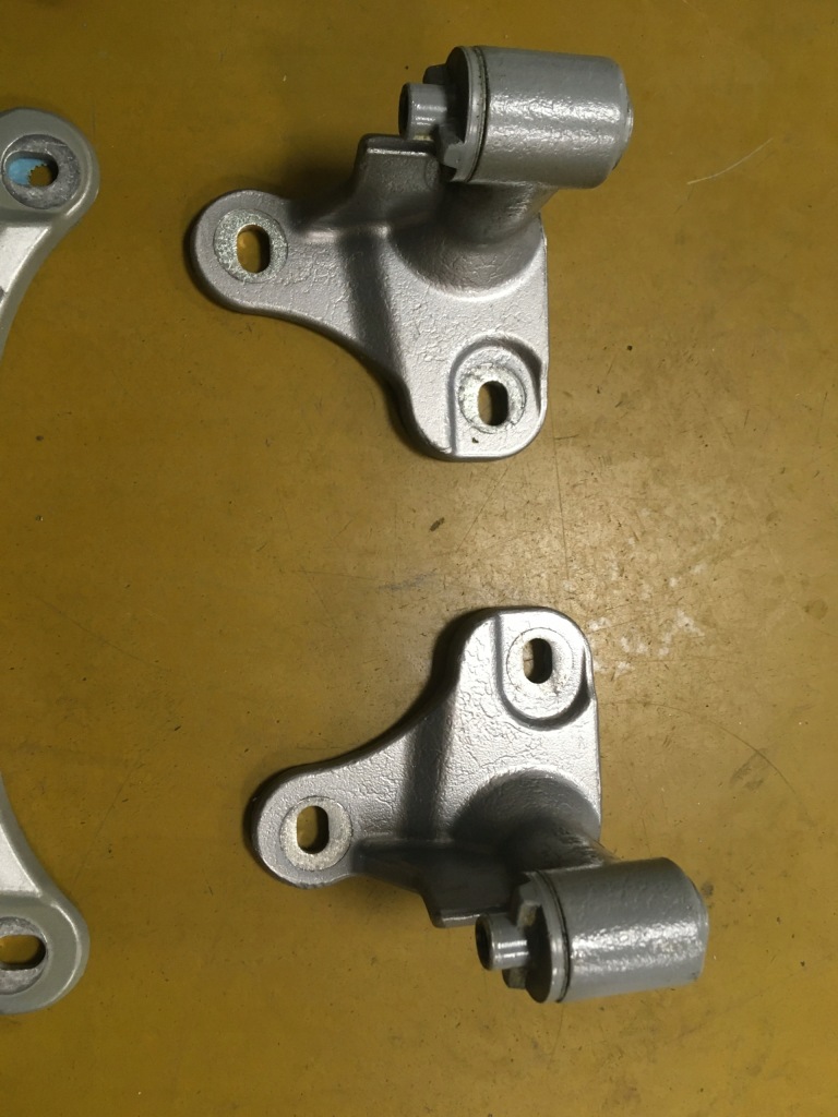 фото №7, Петли дверь перед задняя mercedes w176 infiniti q30