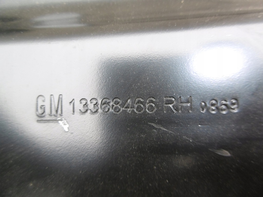 фото №5, Opel cascada - правий панель фари поперечина заднього