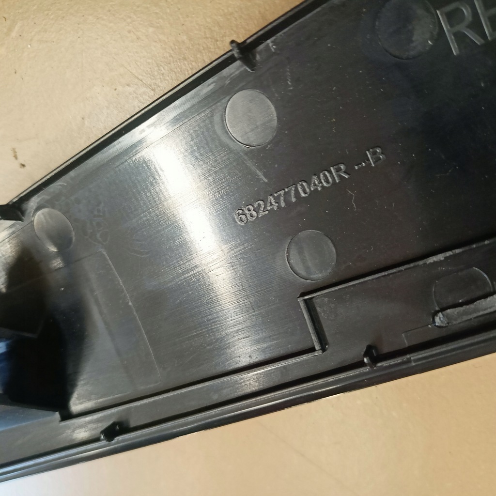 фото №9, Renault оригинальный номер 682477040r