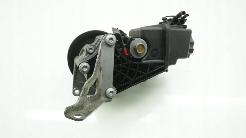 фото №4, Mercedes slk r172 2.2 cdi насос усилителя a0064664701