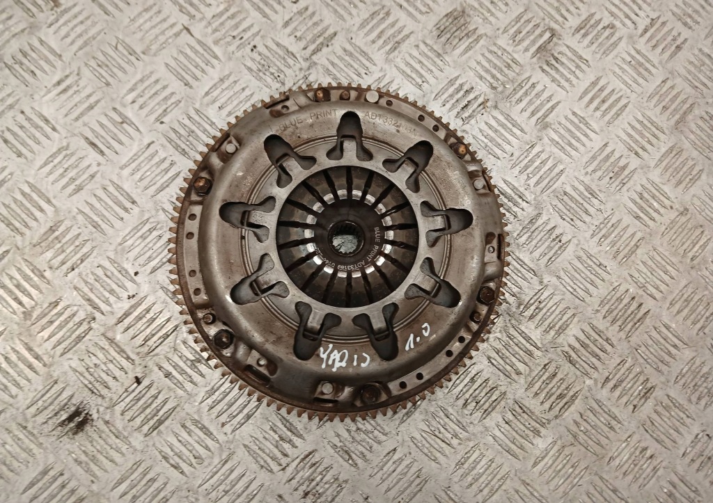 Купить Toyota yaris iii сцепление диск прижим 1.0 2011-