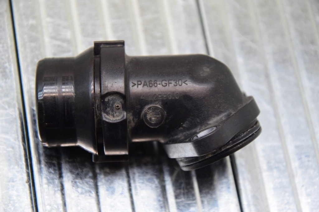 фото №10, Фланец системы охлаждение bmw 3 g20, g28 4129900 2.0l hybrid 185kw 2022