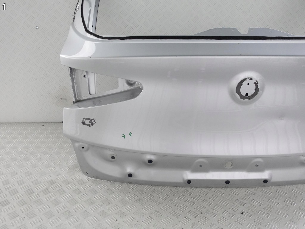 фото №2, Alfa romeo stelvio q4 16- крышка багажника крышка задняя