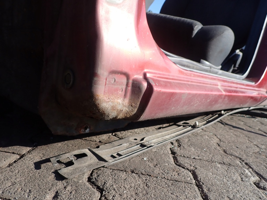 фото №4, Corolla e12 kombi четверть блок двигателя порог левый