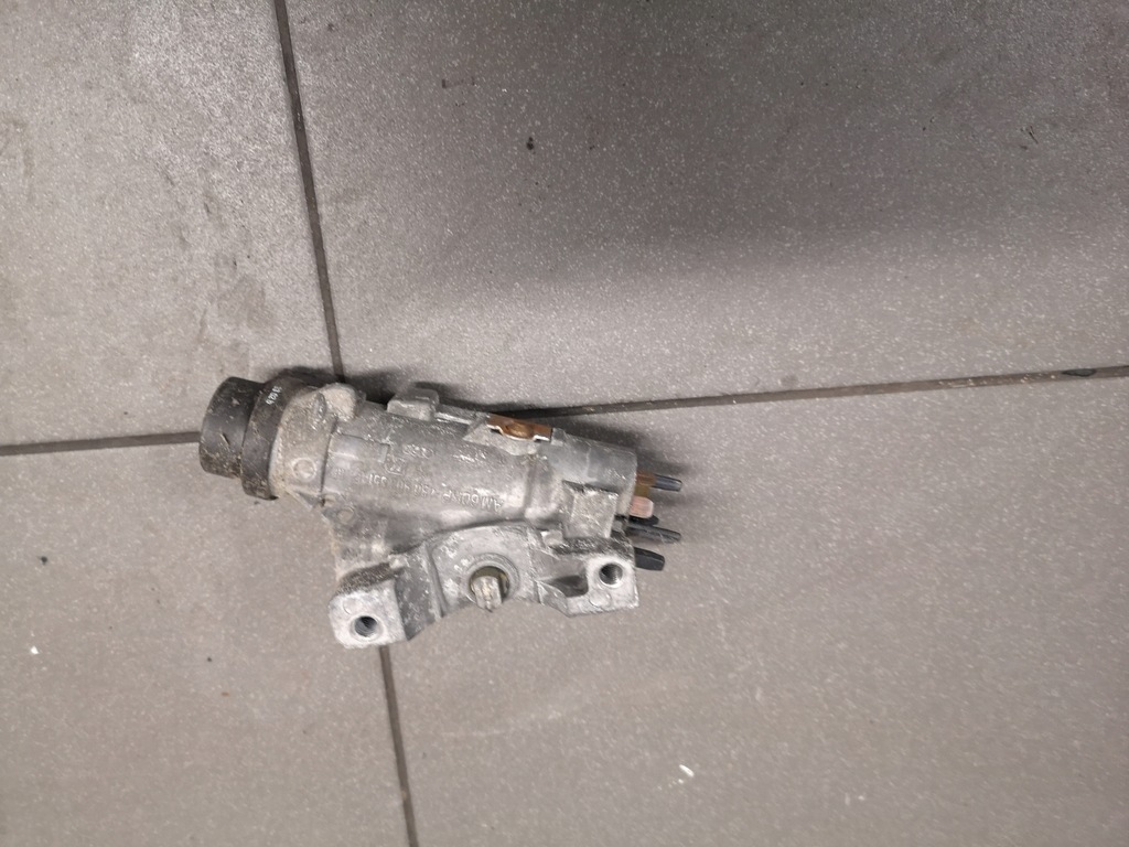 фото №1, Замок зажигания audi a6 c5 allroad 4b0905851f