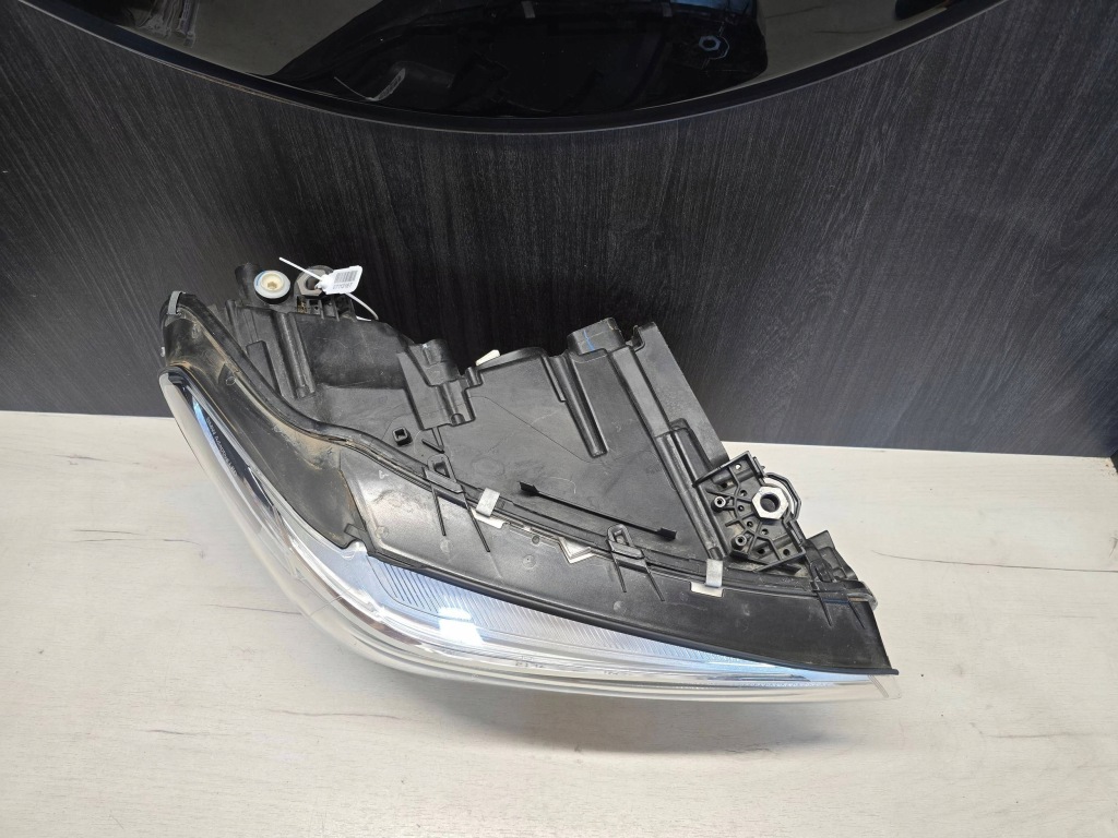 Фара правый  перед адаптивный led bmw x3 g01 x4 g02 f97 f98 8739654 Оригинал