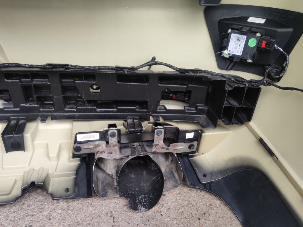 фото №15, Dodge challenger задній бампер 2015-2024 kompletny