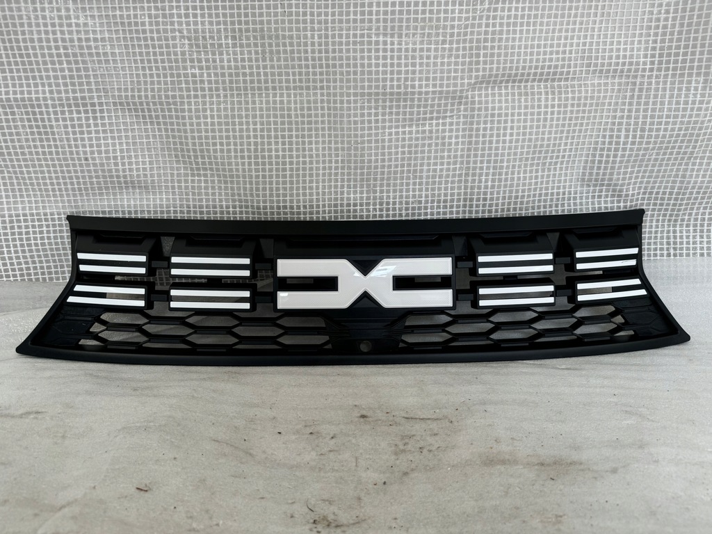 фото №1, Dacia duster ii lift решётка радиатора