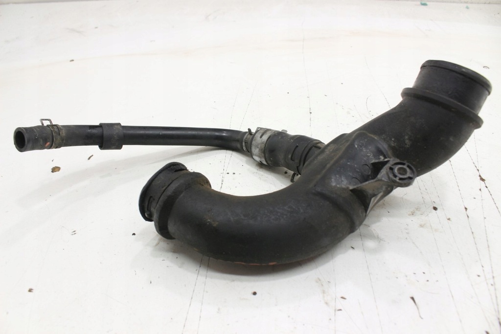 фото №6, Mazda mpv 2.0 citd труба воздухозаборник воздуха rf5g13230