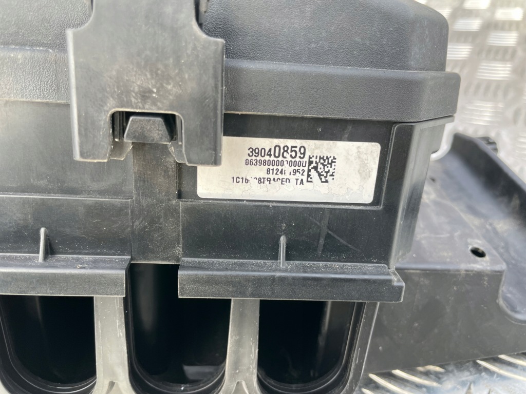 фото №3, Opel astra k коробка предохранителей основание