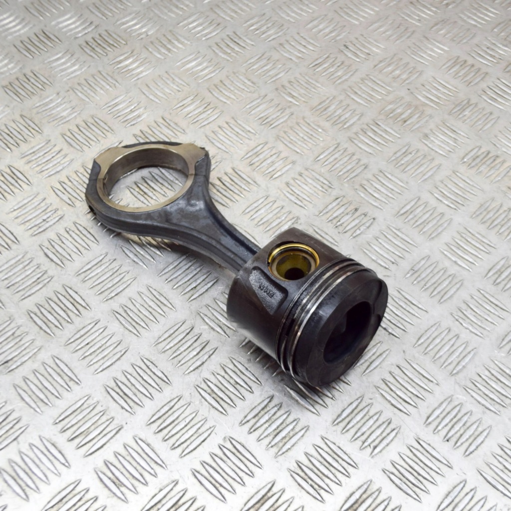 фото №1, Mercedes-benz gl x166 2015 поршень