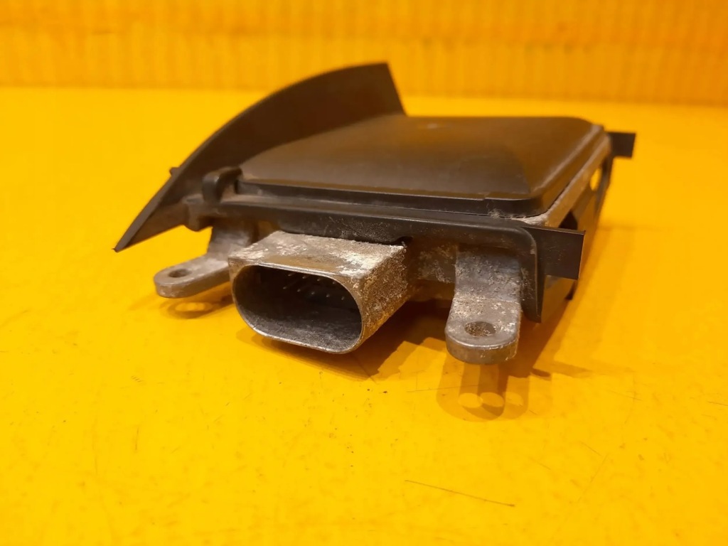 Bmw x5 f15 f16 радар ассистент поперечина 6870378 Оригинал