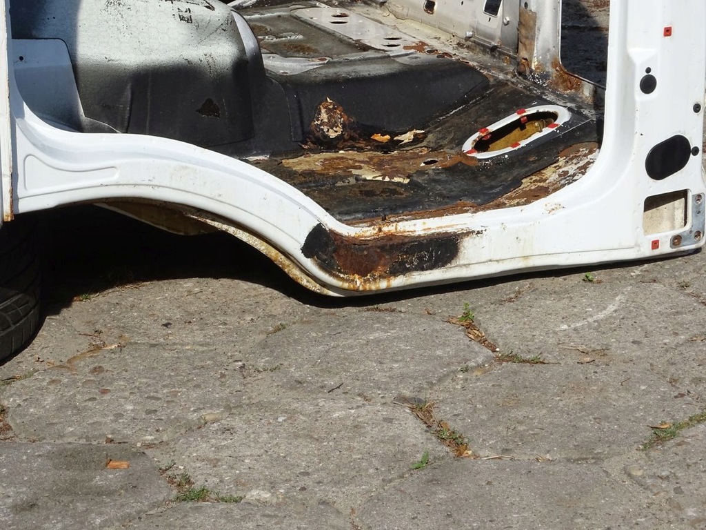 фото №4, Eurocargo iii 08-15 обшивка правое bok четверть