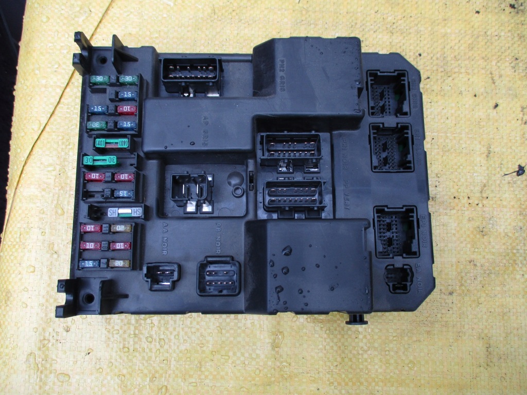 фото №3, Peugeot citroen коробка модуль bsi 9651197680 j04