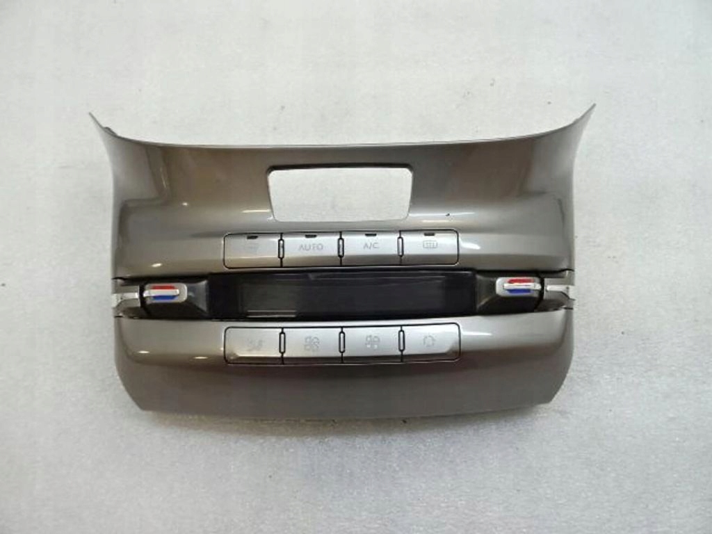 фото №1, Peugeot 208 панель кондиционера