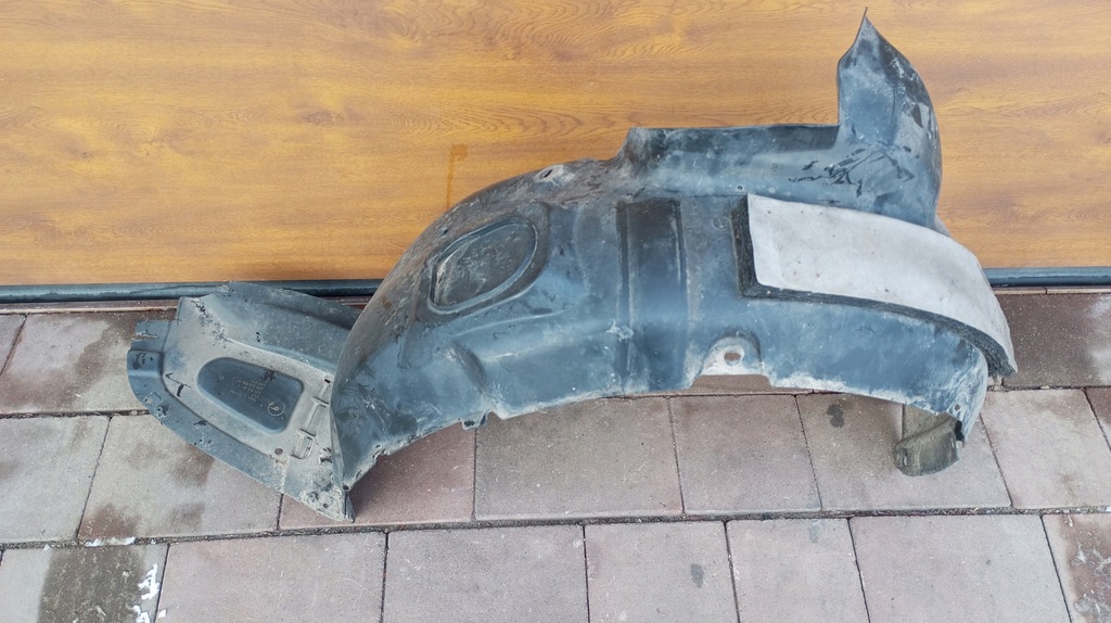 фото №2, Підкрилок ліва перед передні ---skoda rapid 5ja 2013-