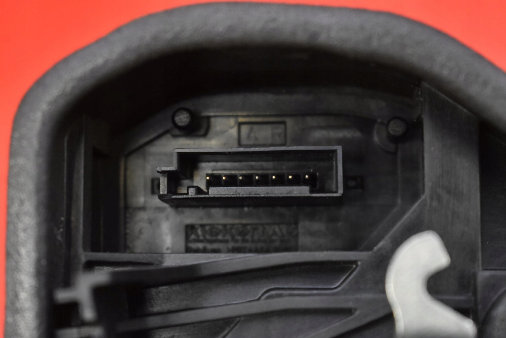 фото №6, Замок дверь правый перед передний eu 7167068 bmw e87 04-07