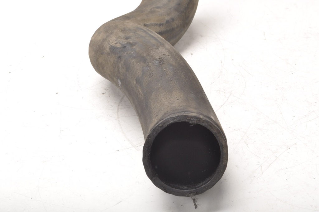 фото №3, Volvo xc90 2.4 d5 wąż шланг труба интеркулер