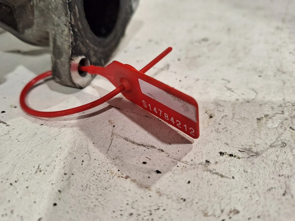 фото №5, Клапан egr 8201143495 renault clio iv 1.5 dci 12-