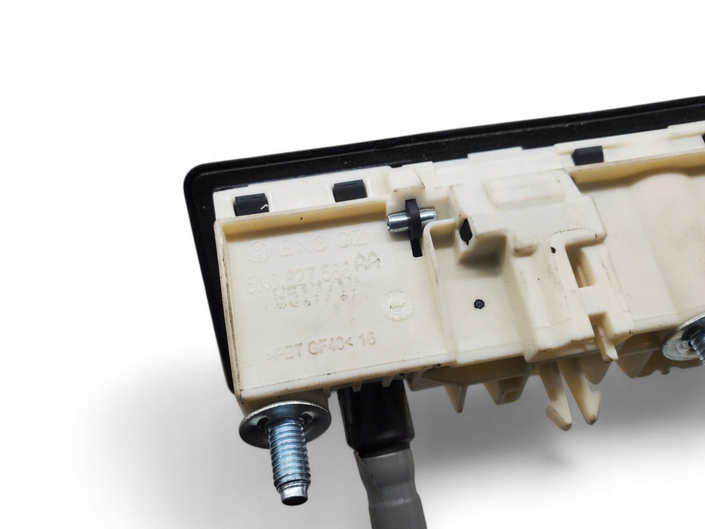 фото №6, Audi q3 8u 5n0827566aa с задний ручка