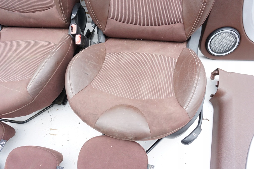 фото №10, Сидіння сидіння напівшкіра підігрів коричневі mini r55 clubman