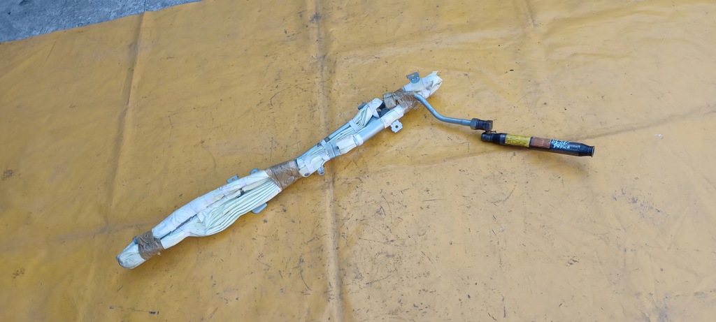 фото №7, Шторка безопасности воздушная правая mazda 5 03-08r