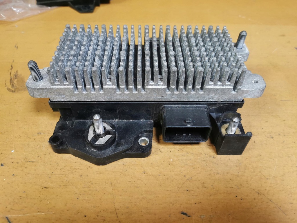 фото №1, Модуль блок управления усилителя mercedes b-klasa w245