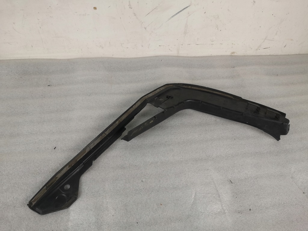 фото №7, Audi a8 d3 захист жолоб кришки багажника 4e0853267g