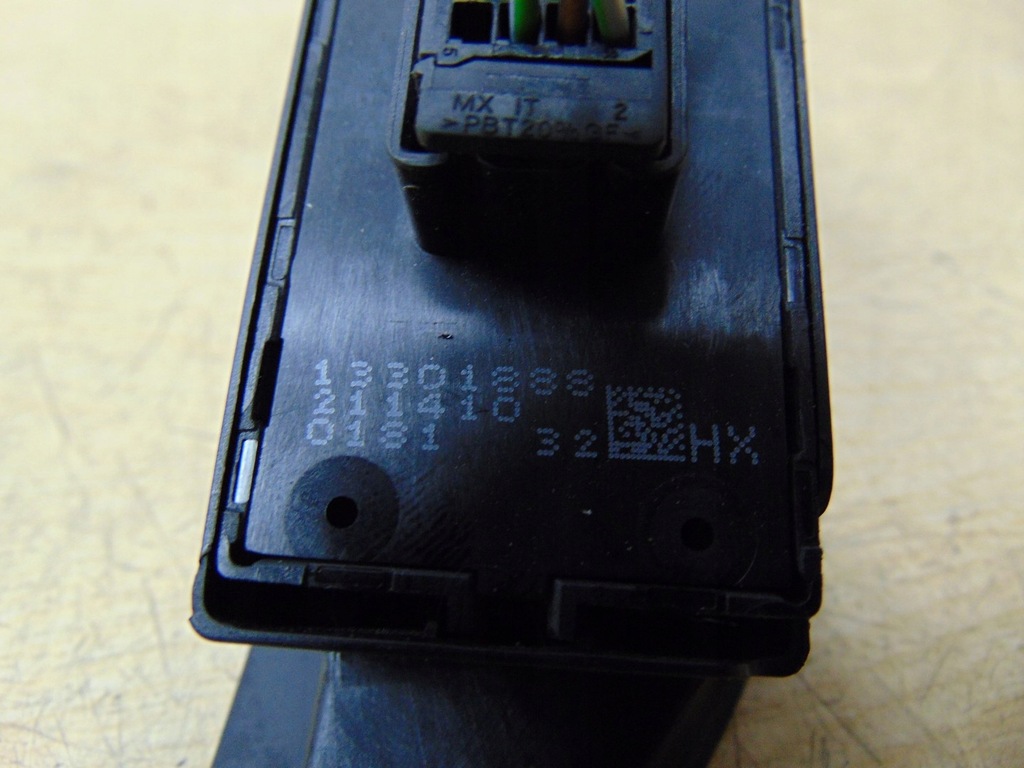 фото №9, Переключатель окон левый задняя opel astra j europa