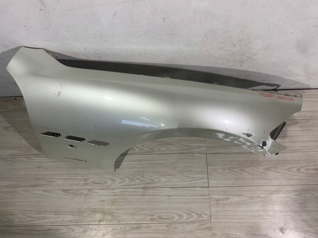 фото №9, Maserati granturismo крыло правый перед