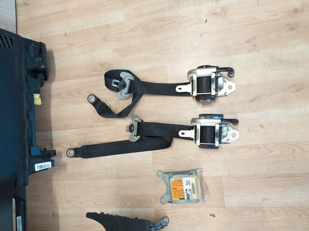 фото №5, Toyota prius c aqua приборная панель подушка air bag ремни