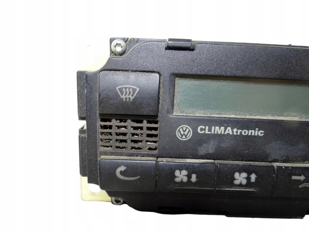 фото №2, Панель climatronic volkswagen passat b5 d31