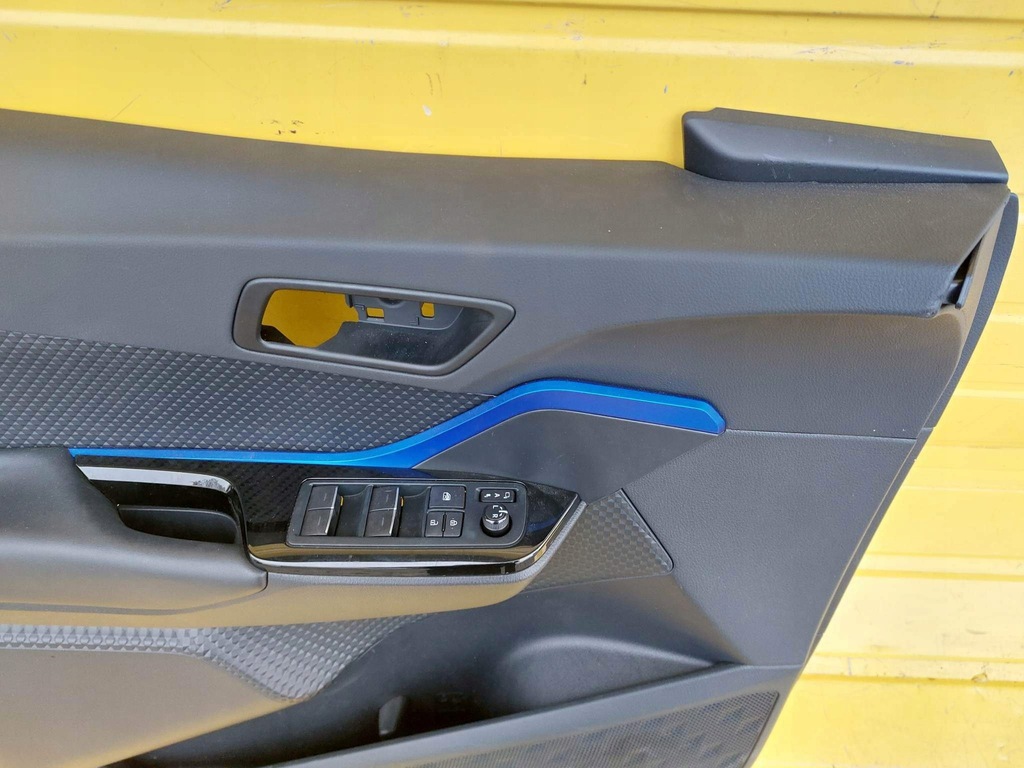 фото №3, Toyota ch4 ch-r обивка дверь обшивка правый перед