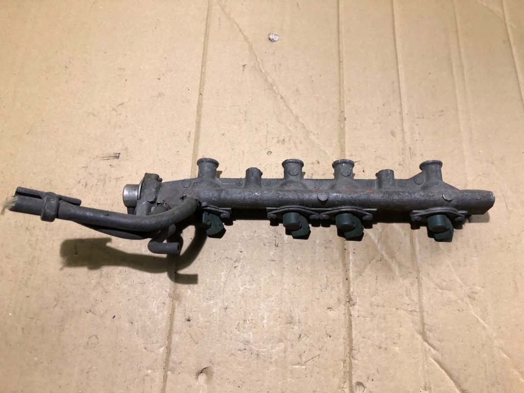 фото №2, Молдинг упорскування форсунки renault espace 2.0 857013