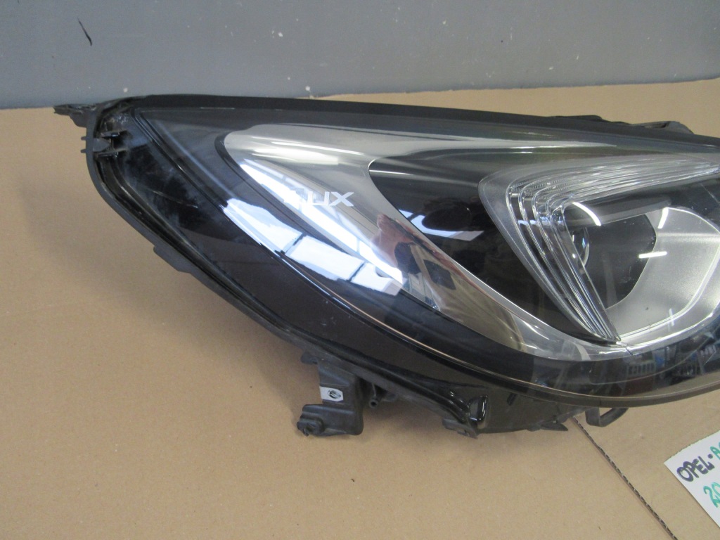 фото №4, Opel astra k 5 лампа правая перед full led