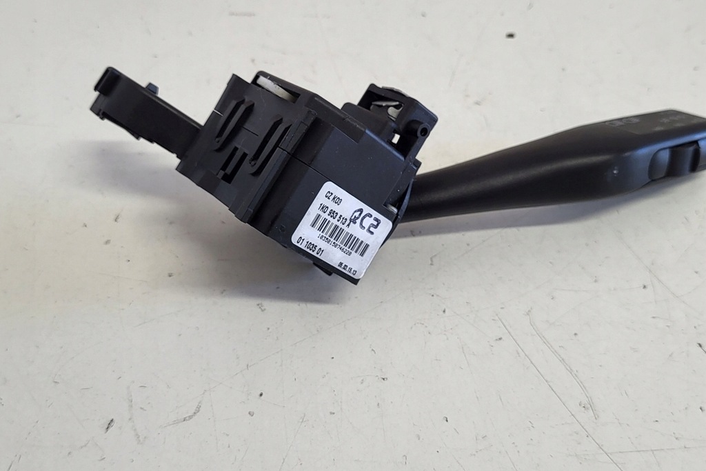 фото №7, Ручка перемикання seat toledo iii 5p2 1k0953513a 2.0l бензиновий 110kw