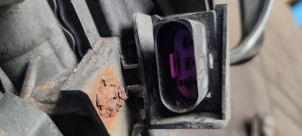 фото №10, Pas передний усилитель передний vw polo 9n lift 3d