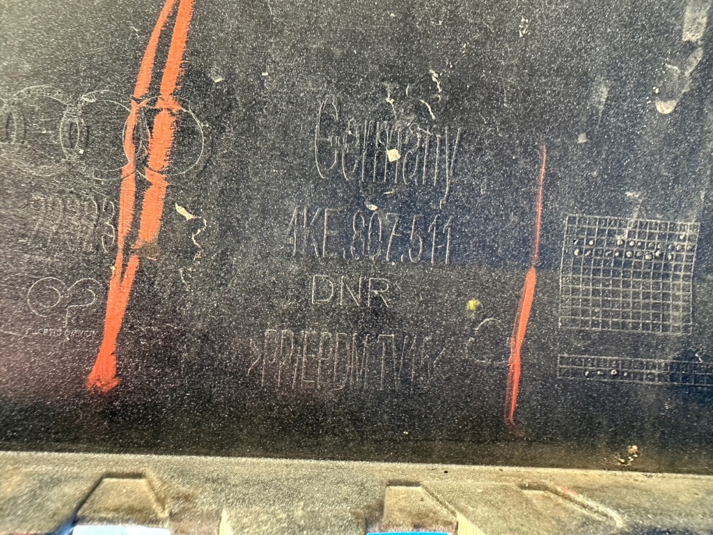 фото №11, Audi etron e-tron 4ke 4ke807511 бампер задній задня оригінальний номер oem org