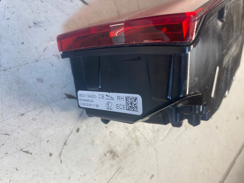 фото №6, Jaguar i-pace лампа правый задняя w крышка led