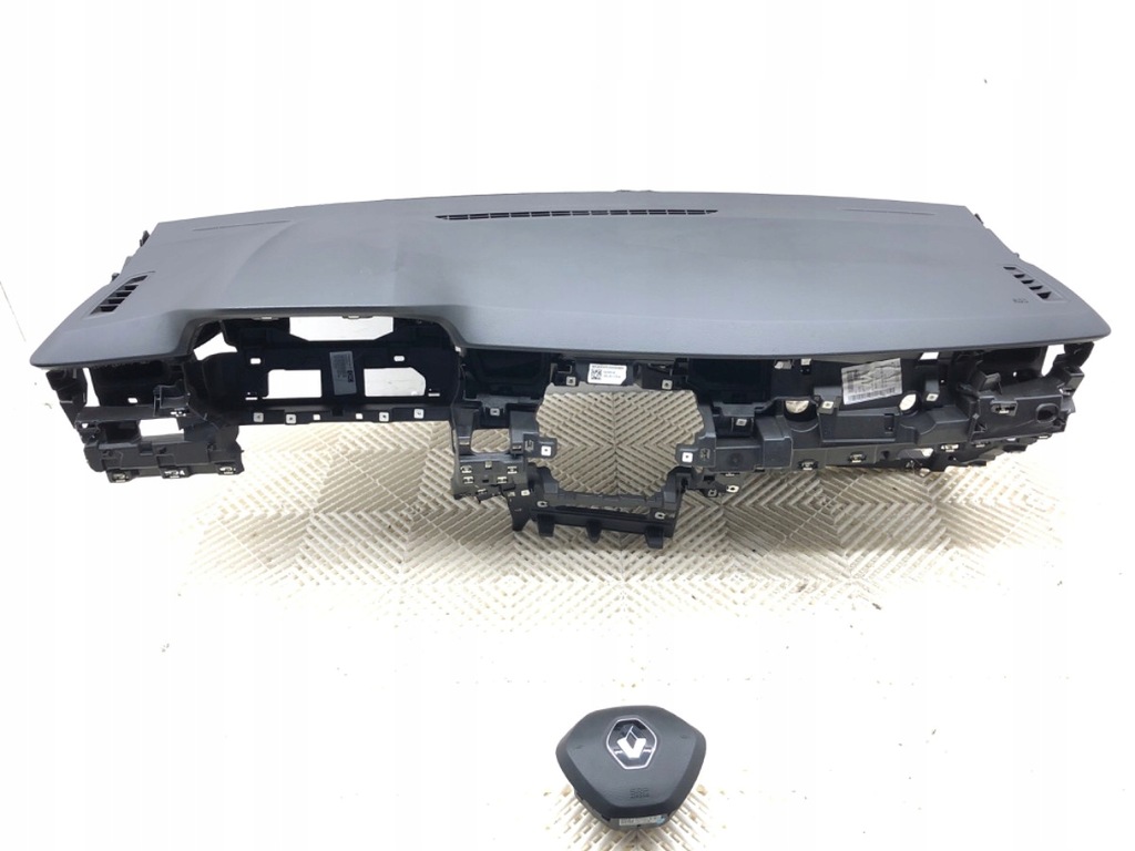 фото №1, Панель приладів renault clio v 681009207r хетчбек консоль