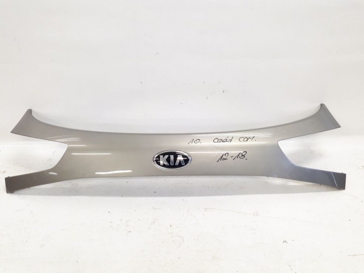 фото №1, Kia ceed 2012 kombi молдинг крышки задняя