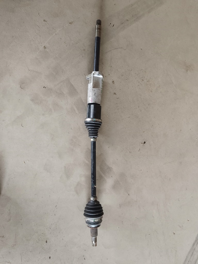 фото №1, Привідний вал ліва maserati levante 3.0 дизель 670032035