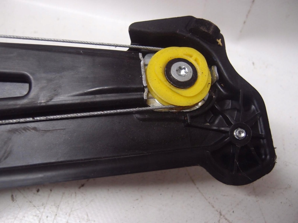 фото №9, Подъемник стекло левый перед captur ii 807215326r