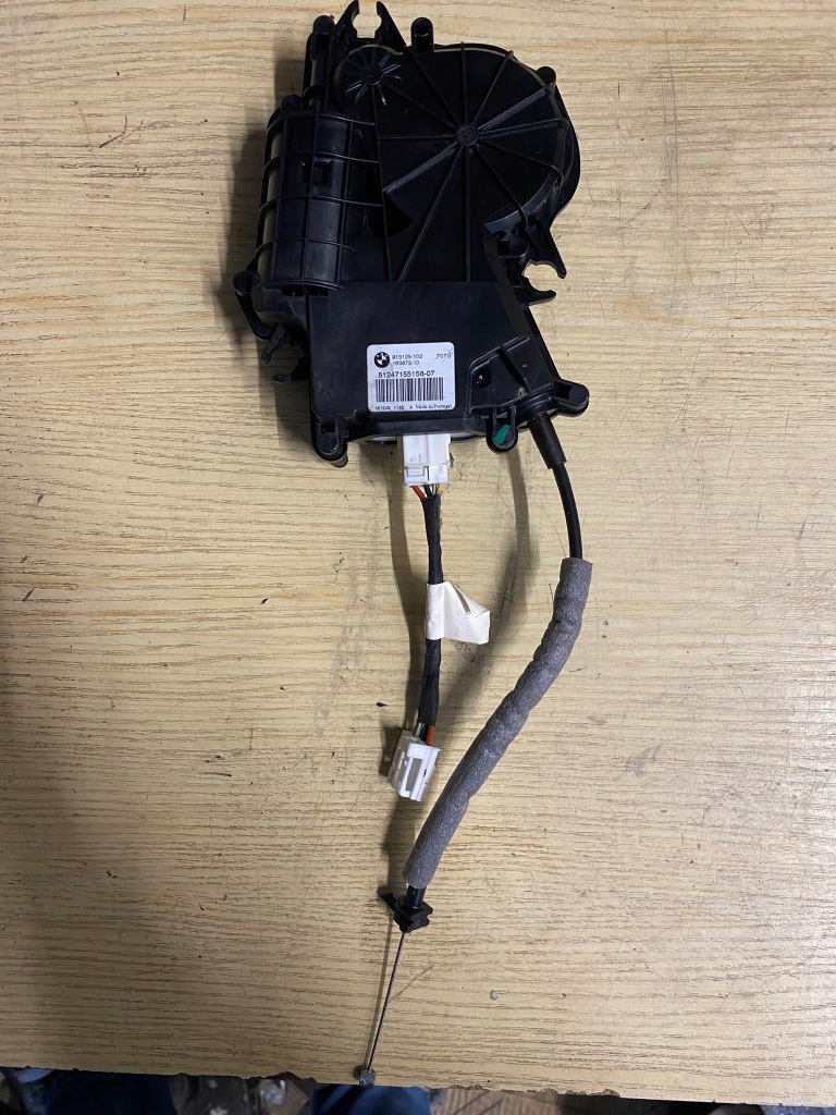 фото №1, Bmw 5 f07 gt доводчик крышки багажника 913125