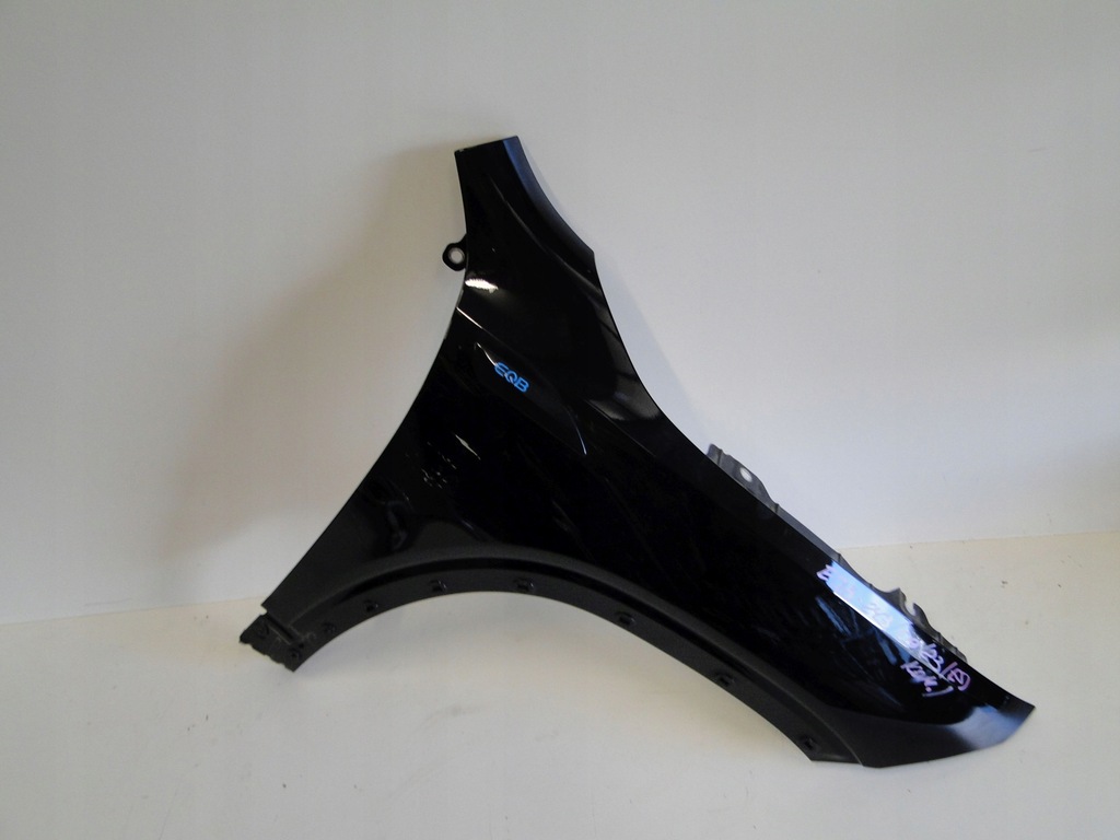 фото №10, Mercedes eqb 243 x243 w243 крила передній правий чорний